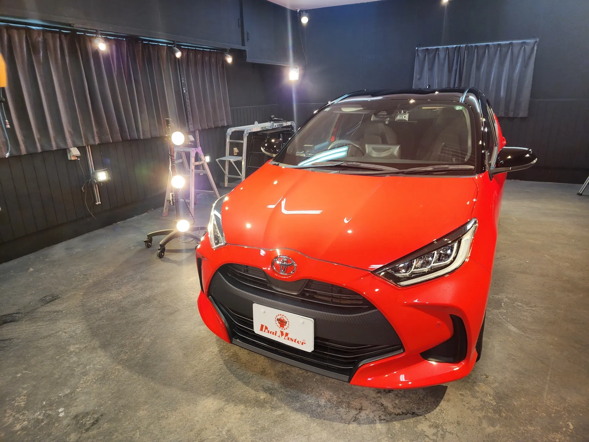 ヤリスのセラミックコーティング施工